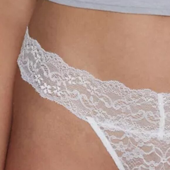 NWT UO Out From Under Lace Low Rise White Thong - Picture 4 of 6